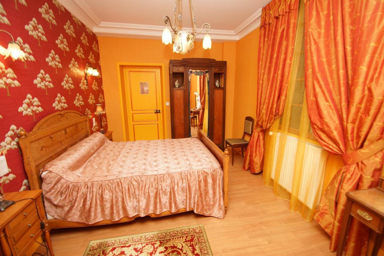 Le Manoir Des Arts Bed & Breakfast Saint-Samson-de-Bonfosse Exterior photo